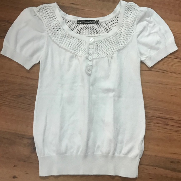 Knit tee. Xs super cute slight puff sleeve - Picture 1 of 6